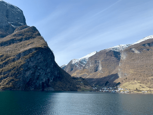 lake and mountain scenery of Undredal