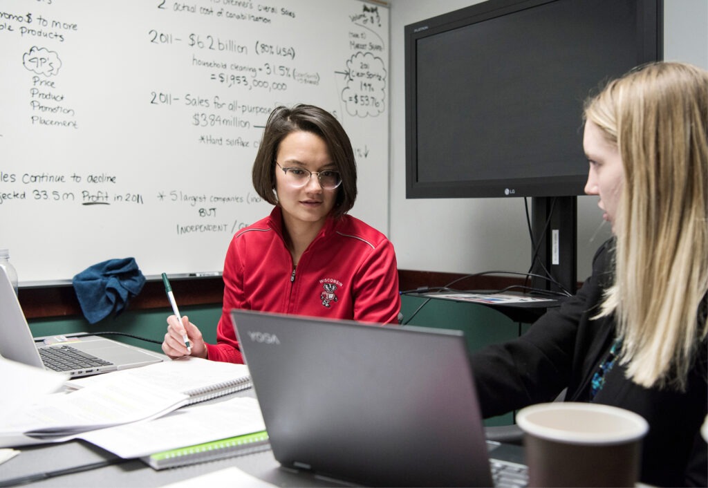 Students collaborating in study room