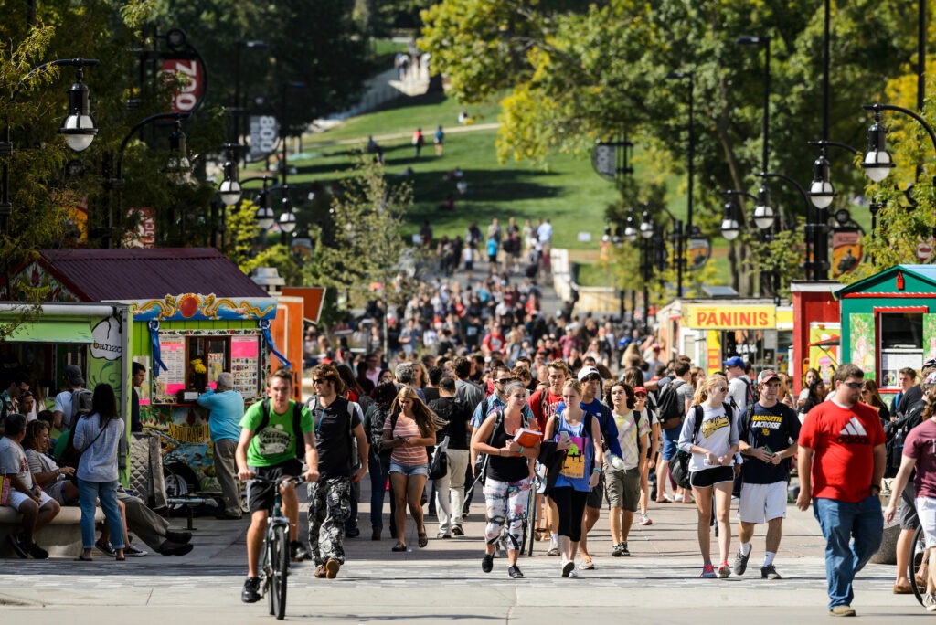 Food carts at State street