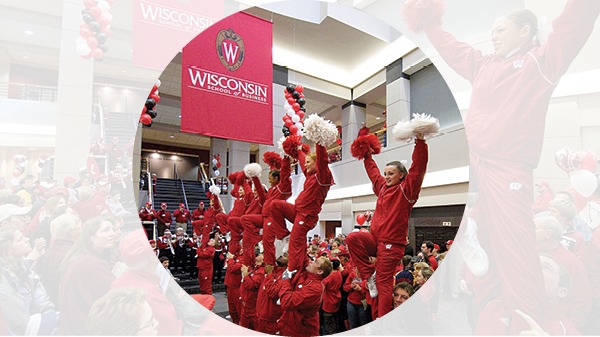 UW cheerleaders lead School spirit