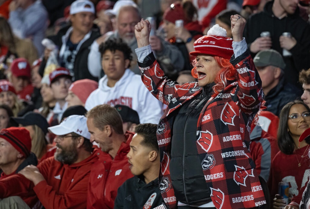 Despite a 28-13 loss, Badger fans cheered for their team until the very end at the annual Homecoming football game against Penn State.