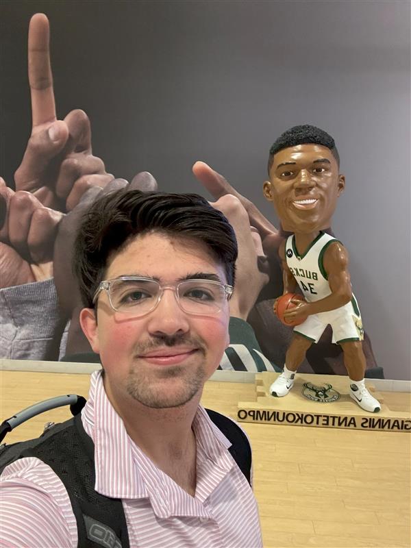 Carlos Bello at Milwaukee Bucks internship