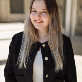 Headshot of BBA student Michelle Dolinskyy