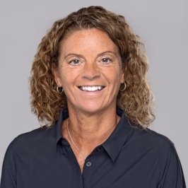 Debbie Whitman headshot