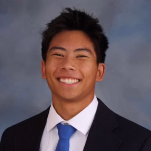 Headshot of Case Winter (BBA '24).