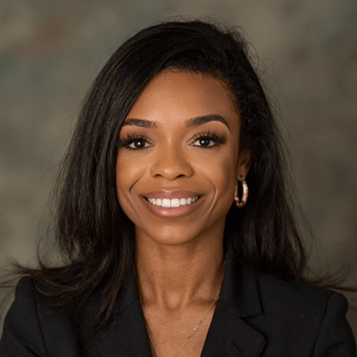 Taeli Turner headshot.
