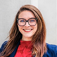Kim Woodbury headshot.