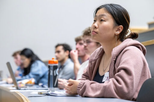WSB student Siyong Li and others listen to board members from the Chicago area share insights into life in the Windy City.
