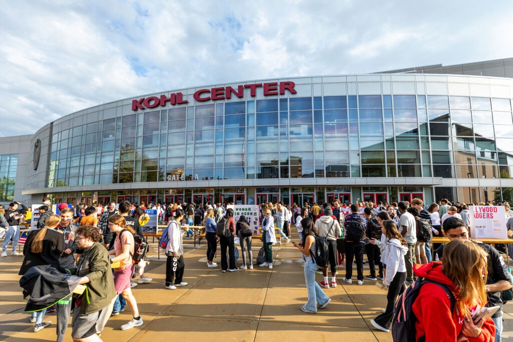 Student organization fair at the Kohl Center.