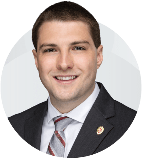 Xander Kessler headshot.