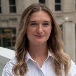 Emma Lucas headshot.